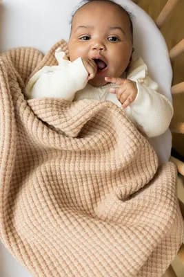 Popcorn Texture Blanket