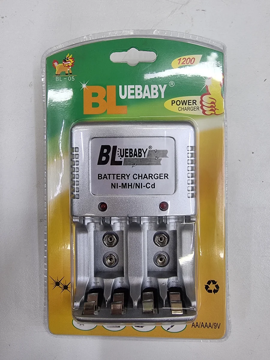 AA / AAA / 9V Battery Charger