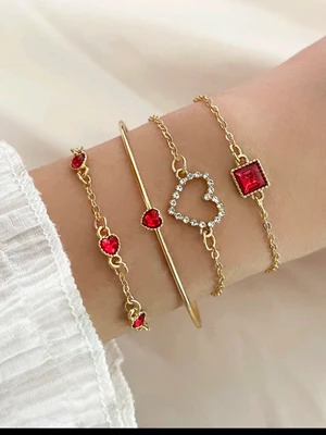 Red bracelet set